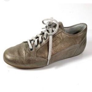 Mephisto Silver Sneakers Leather Size 8,5 Mobils
